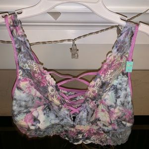 (3) Victoria’s Secret pink sports bra / bralette